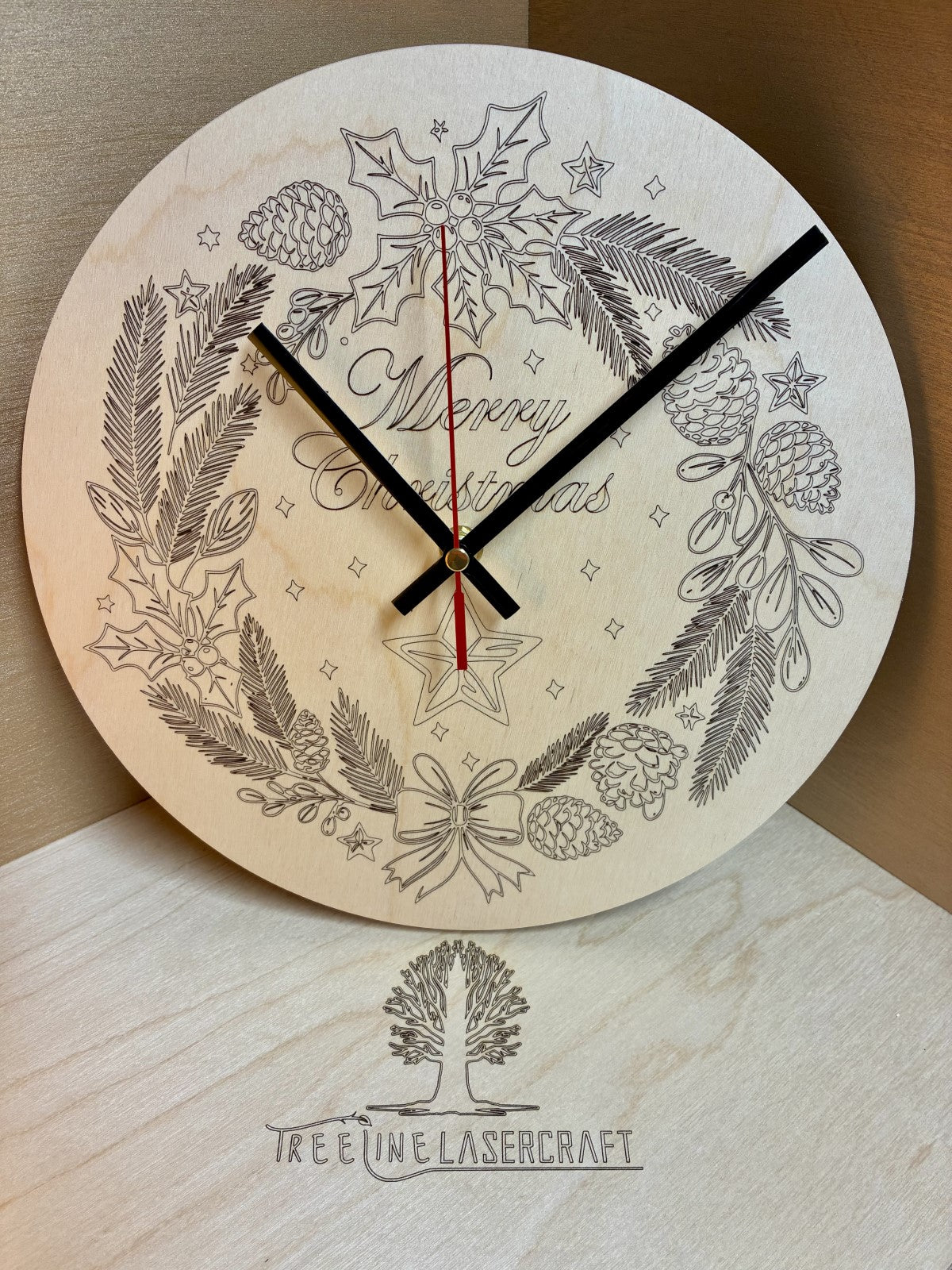 Merry Christmas Wreath Clock